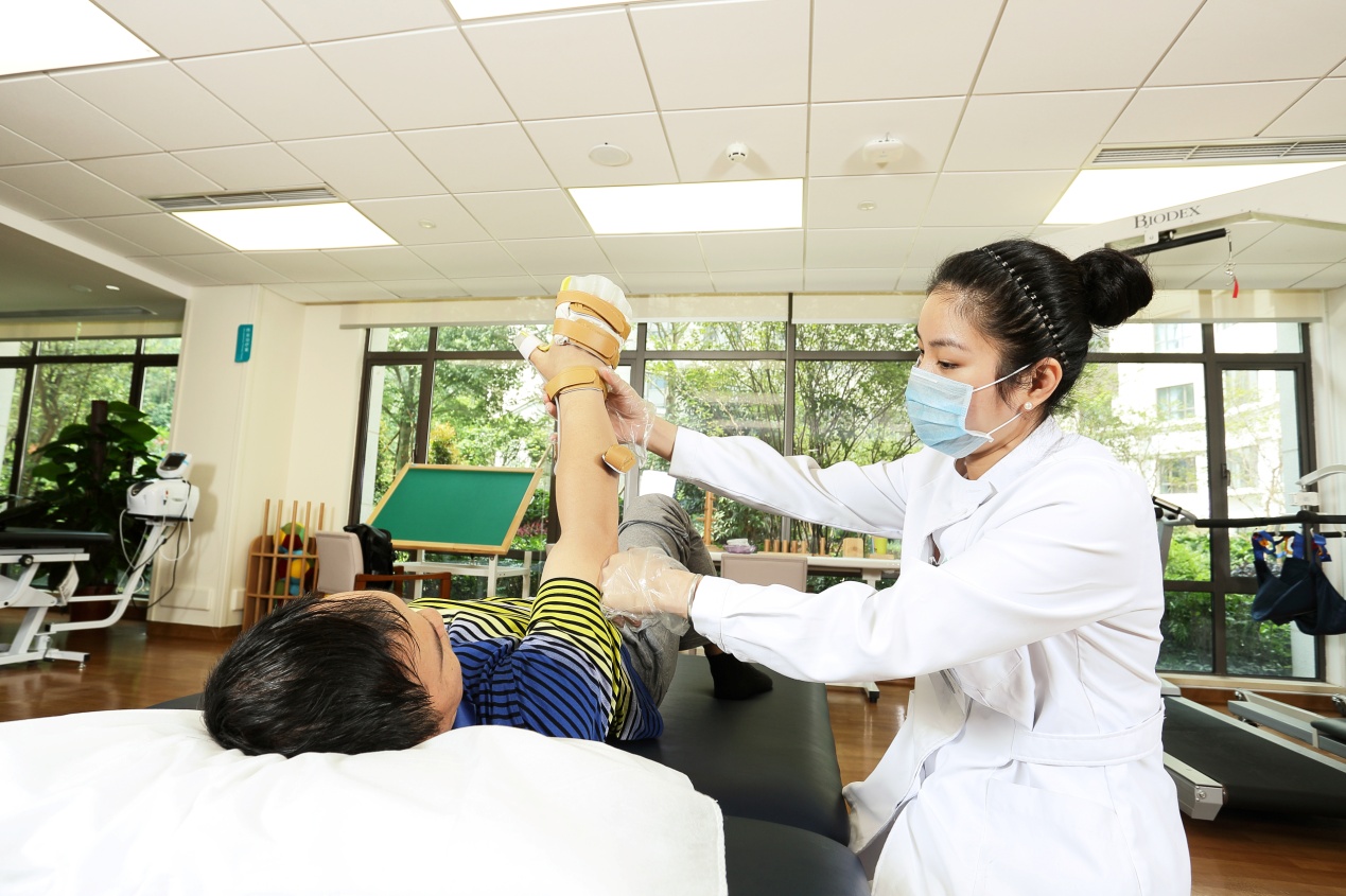 春節又遇“保姆荒”？養老機構推出“短期保姆”服務解燃眉之急